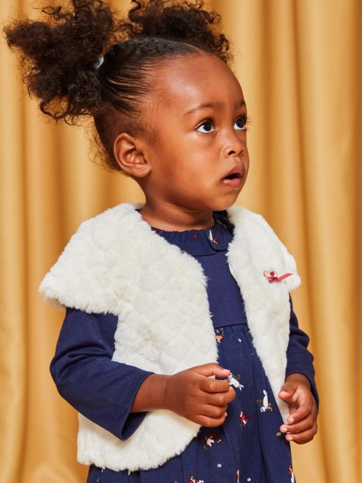 Капитонирана жилетка в цвят екрю DAORAURE 