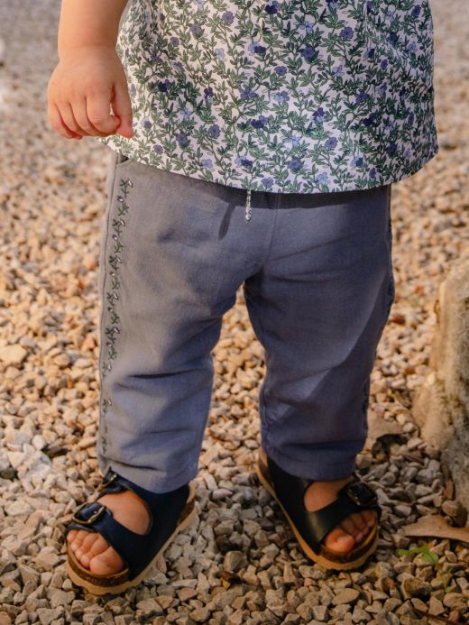 Панталон от ленена смес  с волан и бродерия FANIRA