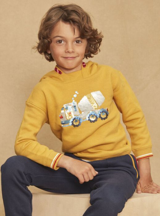 СУИЧЪР С КАЧУЛКА И МОТИВ GROPAGE 2