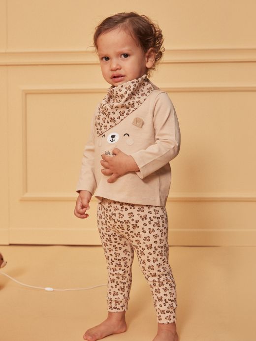 ДЕТСКИ КОМПЛЕКТ ОТ ТРИ ЧАСТИ ЗА БЕБЕ МОМИЧЕ LAFINN 