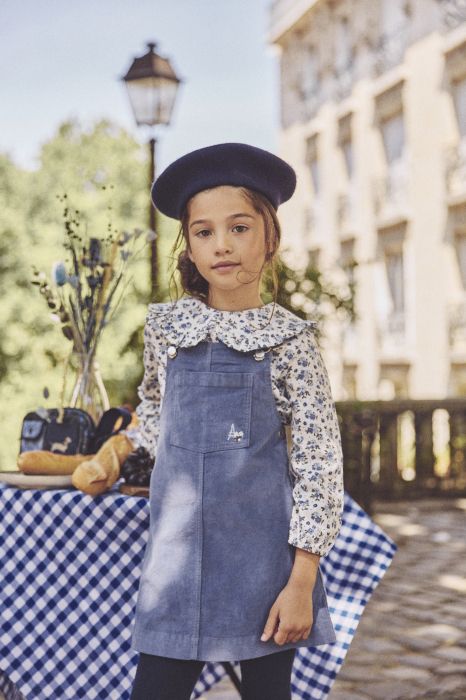 ДЕТСКА РИЗА ОТ ПОПЛИН С ФЛОРАЛЕН ДЕСЕН 