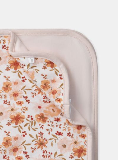 МЕКО ОДЕЯЛО  С ФЛОРАЛЕН ДЕСЕН ЗА БЕБЕ МОМИЧЕ NOEMIA 