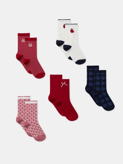 КОМПЛЕТ ОТ ПЕТ ЧИФТА ЧОРАПИ 