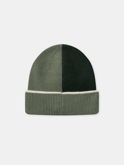  ПЛЕТЕНА ШАПКА ЗА МОМЧЕ  