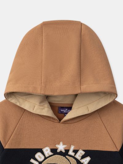 МОМЧЕШКИ КОМПЛЕКТ ОТ ДЪНКИ И СУИЧЪР