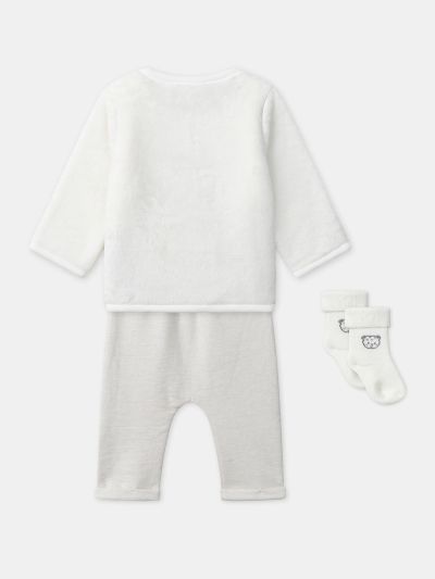 КОМПЛЕКТ ОТ ТРИ ЧАСТИ ЗА НОВОРОДЕНИ 