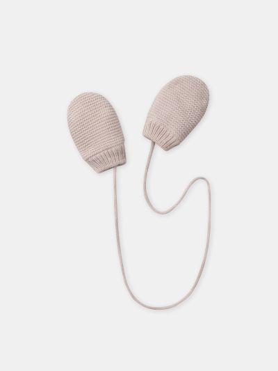 ПЛЕТЕНИ РЪКАВИЦИ ЗА БЕБЕ МОМИЧЕ  