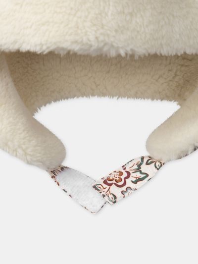 ВОДООТБЛЪСКВАЩА ШАПКА ЗА БЕБЕ МОМИЧЕ