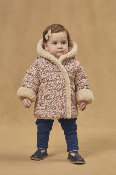 ДВУЛИЦЕВО ЯКЕ С КАЧУЛКА И ДЕСЕН 