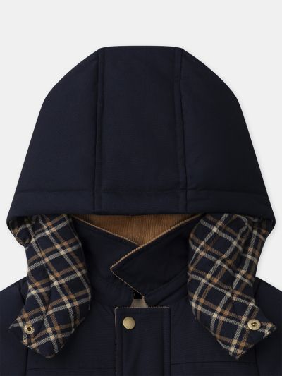 ВОДОУСТОЙЧИВА ПАРКА С КАЧУЛКА  