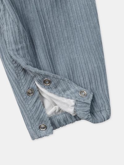 Синьо-сив кадифен гащеризон за бебе момче