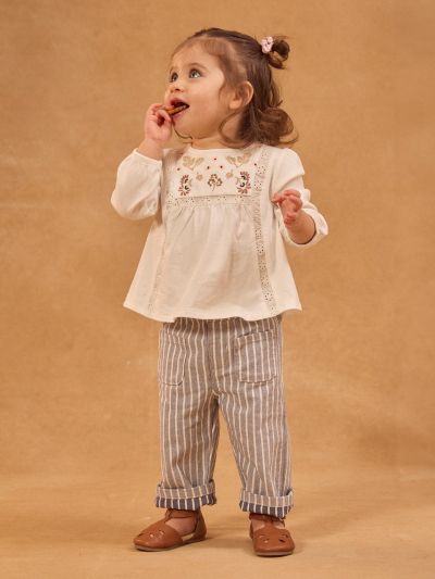 Панталон на сиви райета за бебе момиче