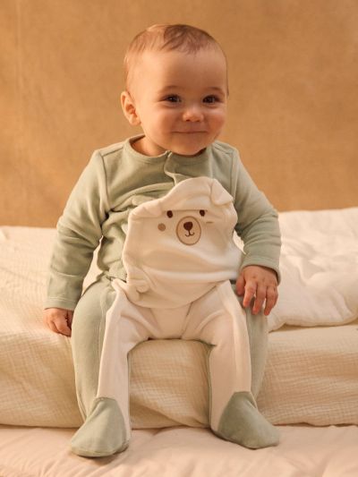 ЗЕЛЕН БЕБЕШКИ ГАЩЕРИЗОН С ЛИЦЕ НА КУЧЕ ЗА МОМЧЕ