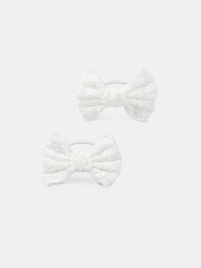 КОМПЛЕКТ ОТ 2 ЛАСТИКА ЗА КОСА С БРОДИРАНИ ПАНДЕЛКИ ЗА МОМИЧЕ