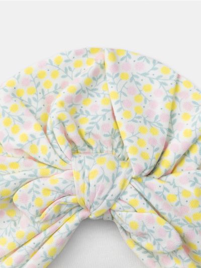 БЕБЕШКА ШАПКА С ПРИНТ ЛИСТА ЗА МОМИЧЕ