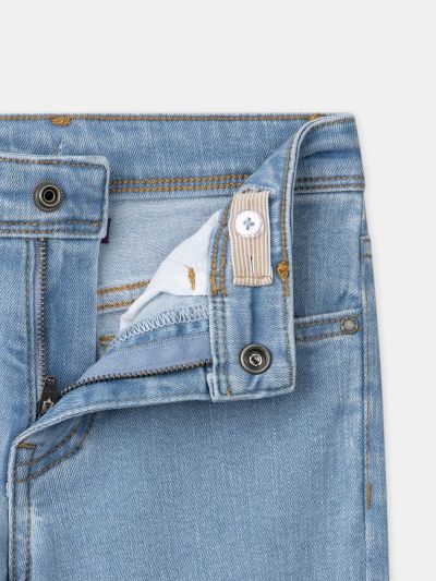 ДЪНКИ ЗА МОМЧЕ