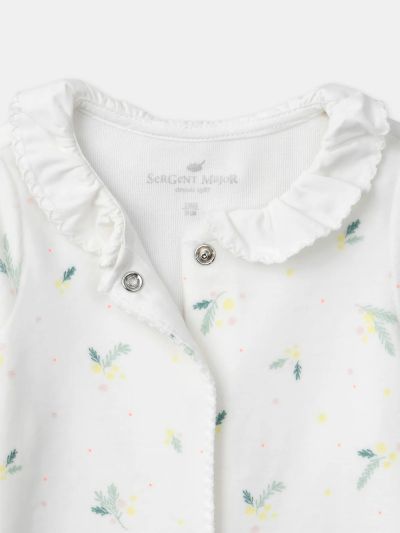 РОМПЪР С ПРИНТ ЛИСТА ЗА НОВОРОДЕНО МОМИЧЕ