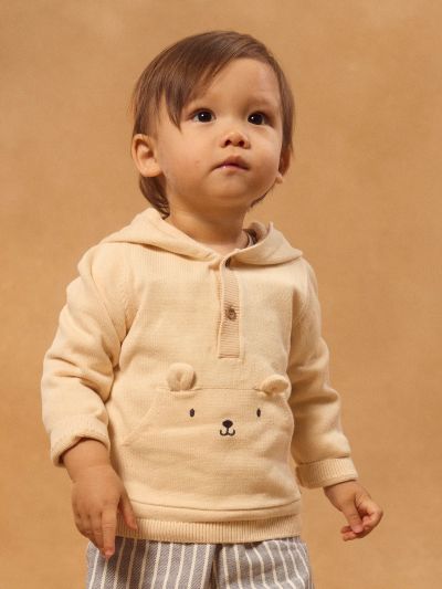 БЕЖОВ СУИЧЪР С КАЧУЛКА ЗА БЕБЕ МОМЧЕ